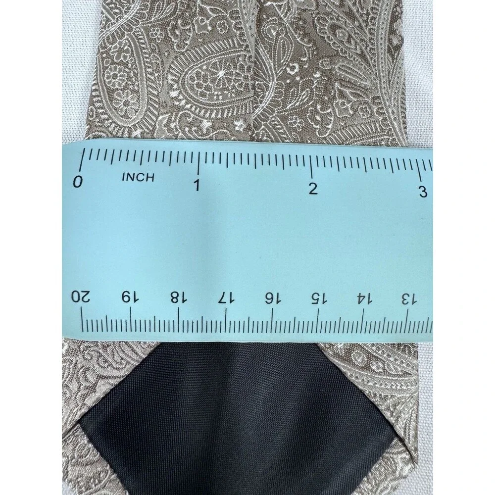 Croft & Barrow 100% Silk Paisley Tie, Silver Gray Jacquard Pointed One Size